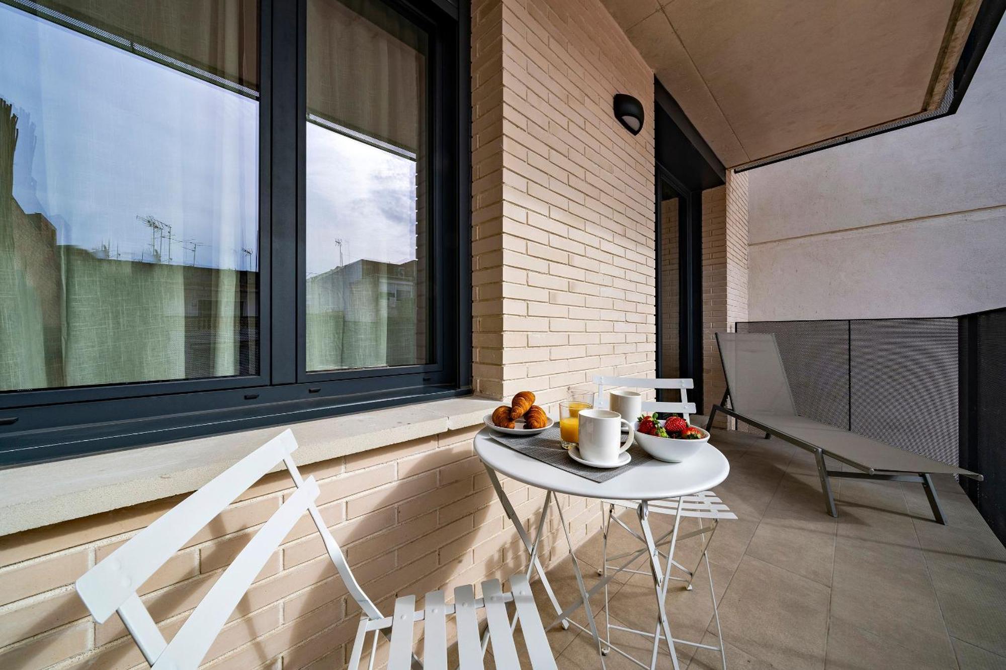 Habitat Apartments Teatre L'Hospitalet de Llobregat Exterior foto